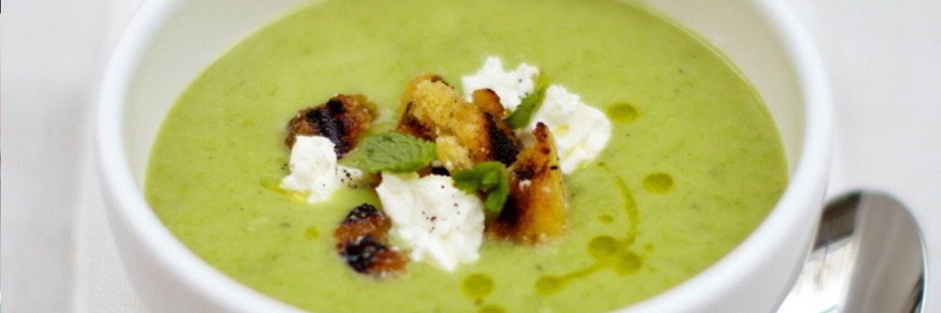 Суп из свежего гороха с заправкой