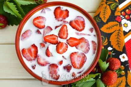 Холодник с клубникой