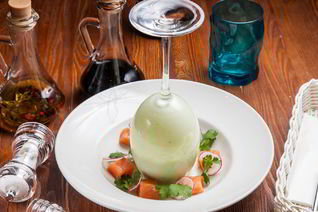 Холодный йогуртовый суп из авокадо