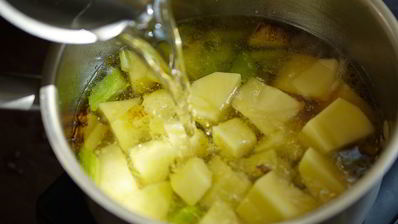 холодный крем-суп из свеклы