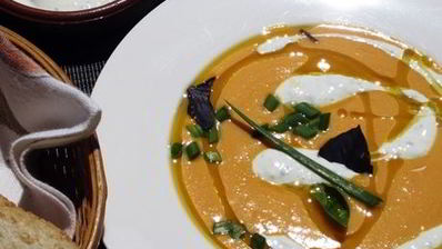 холодный крем-суп с морковью и йогуртом