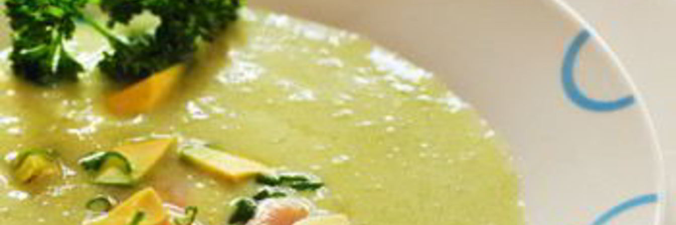 Холодный суп из авокадо с креветками