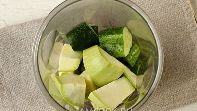 холодный суп из огурца и цуккини