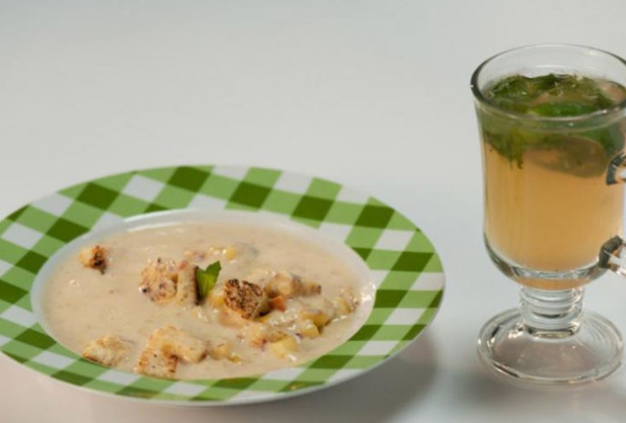 Холодный суп из персиков