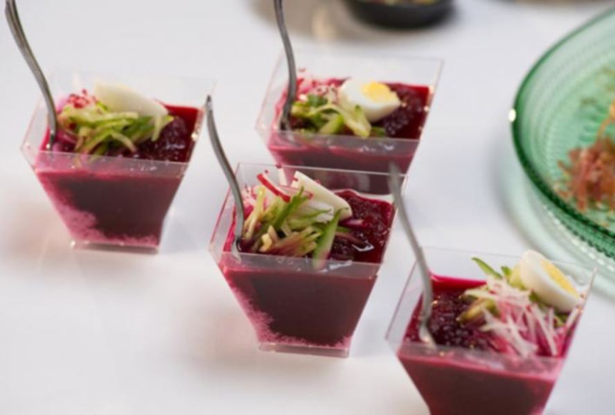 Холодный суп из свеклы