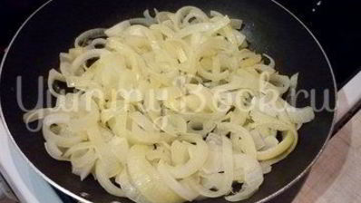 куриный суп с лапшой, имитирующий японскую кухню