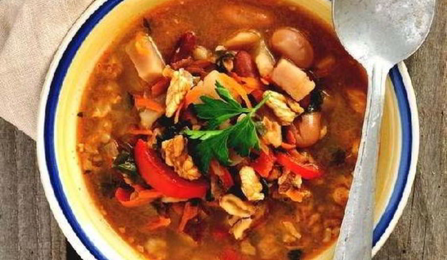 Рецепт куриного супа с перцем и грецким орехом