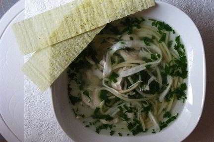 Куриный суп с сушеными кальмарами