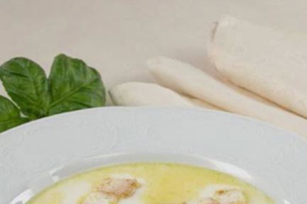 Молочный суп с гренками