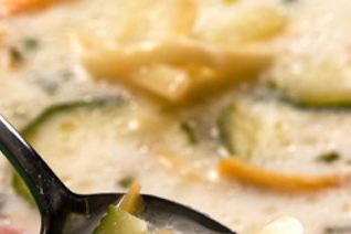 Суп молочный с овощами и вермишелью