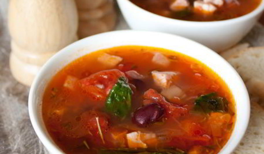 Рецепт мясного супа с фасолью и томатами