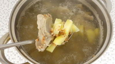 мясной суп с гречкой