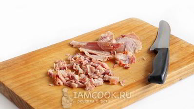 окрошка на кефире с копченой курицей без картошки