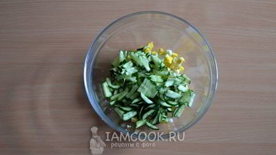 окрошка с колбасой на квасе