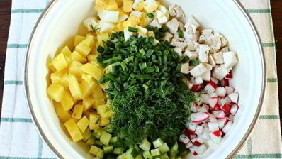 окрошка с курицей на квасе