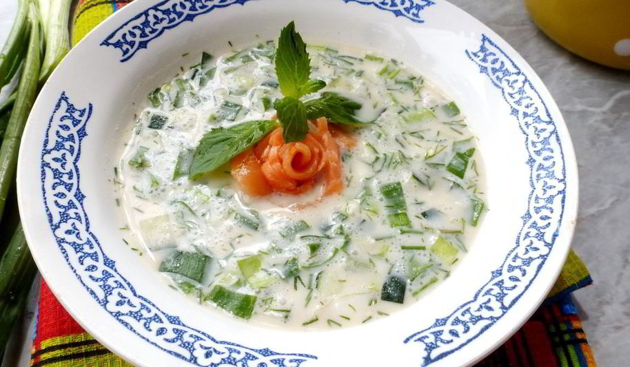 Рецепт окрошки с малосольной семгой