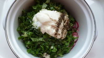 окрошка со свеклой и курицей