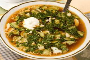 Овощная окрошка с кальмарами на квасе