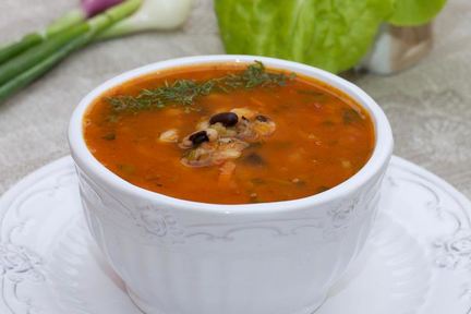 Острый суп с фасолью