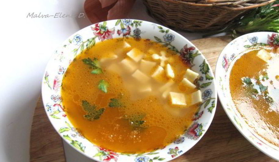 Рецепт итальянского овощной суп с пастой и зеленым горошком