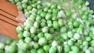 итальянский овощной суп с пастой и зеленым горошком