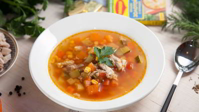 легкий куриный суп с овощами