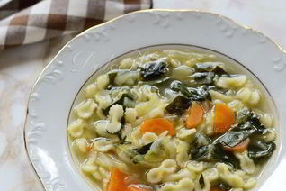 Легкий овощной суп с пастой