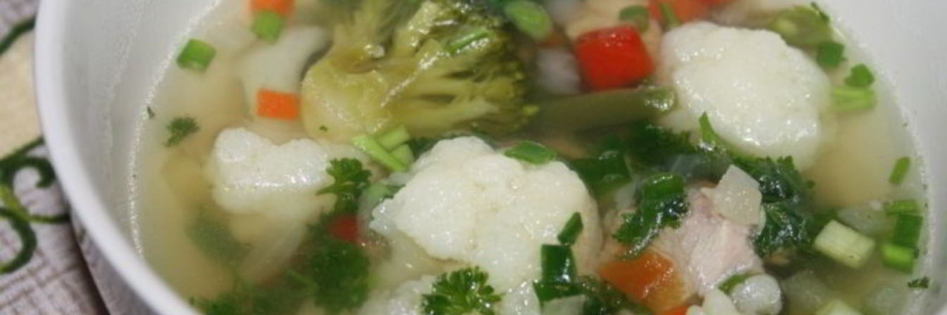 Легкий суп с индейкой и овощами