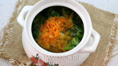 овощной суп с консервированным зеленым горошком