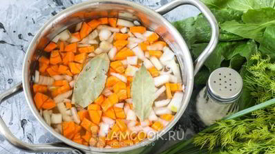 овощной суп с сельдереем и шпинатом