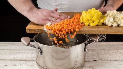 овощной суп с зеленым горошком