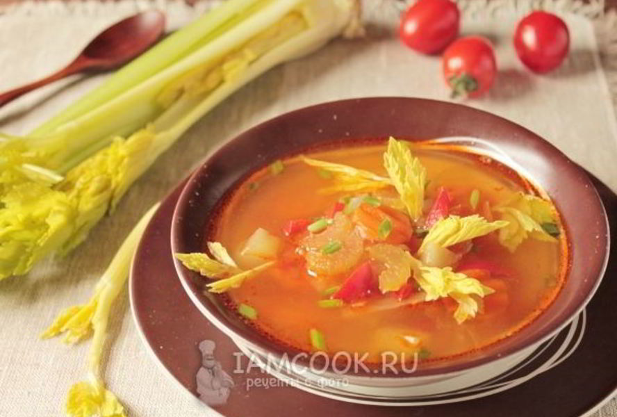 Постный овощной суп с сельдереем