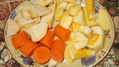 воскресный крем-суп с цыпленком и овощами