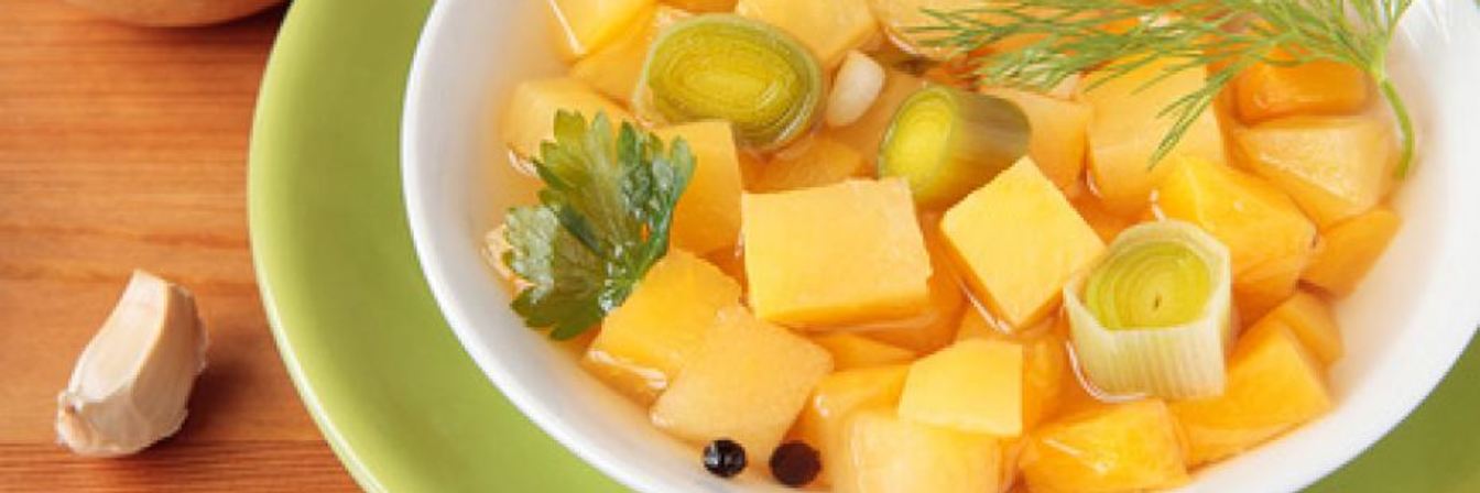 Похлебка из репы с пореем и чесноком