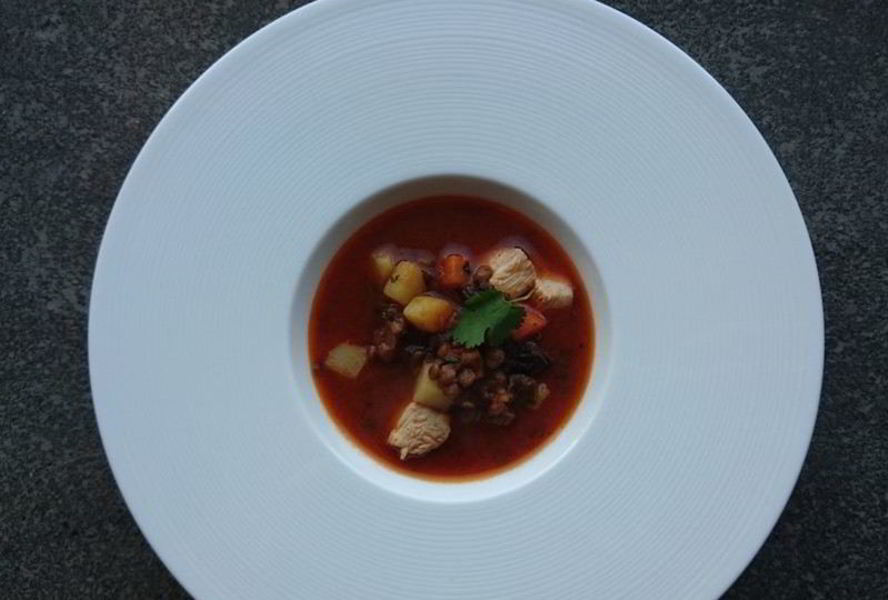 Похлебка с чечевицей и черносливом