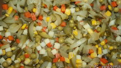 необычный рассольник с пшеничной крупой