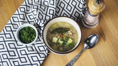 постный рассольник с перловкой