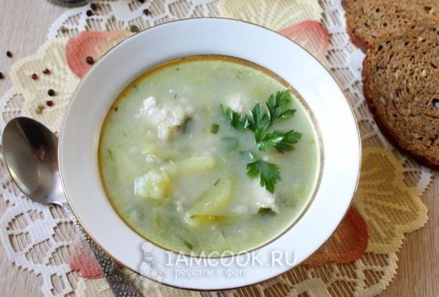 Рассольник с фрикадельками в мультиварке