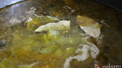 рассольник с лесными грибами в мультиварке