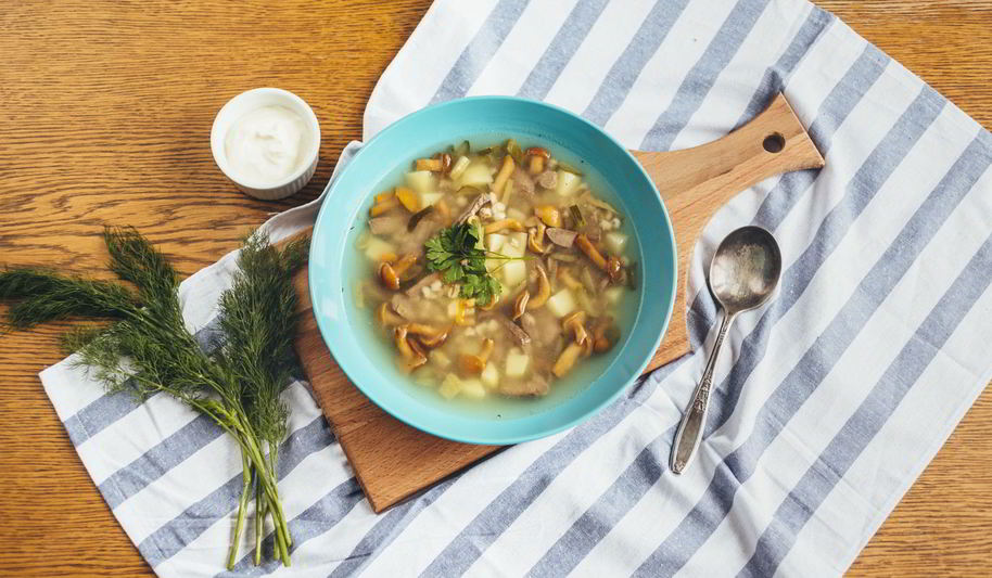 Рецепт рассольника с маринованными опятами