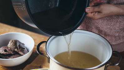 рассольник с маринованными опятами