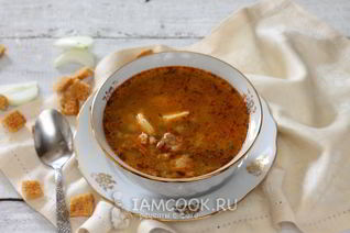 Рассольник с перловкой в мультиварке