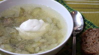 рассольник с перловкой