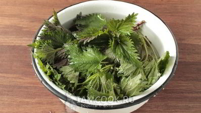 рассольник с рисом и крапивой