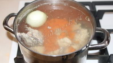 рассольник с рисом и куриной грудкой