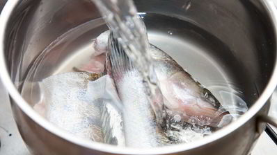 рассольник с рыбой и перловой крупой