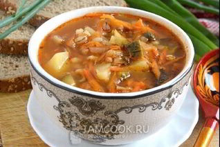Вегетарианский рассольник с сушеными грибами