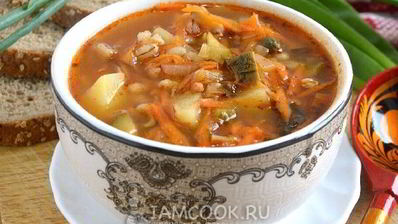 вегетарианский рассольник с сушеными грибами