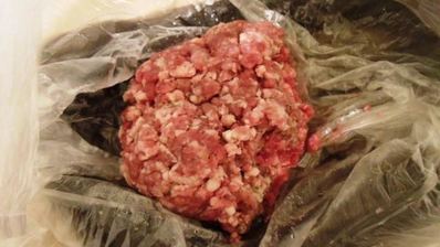 розовый суп с фрикадельками