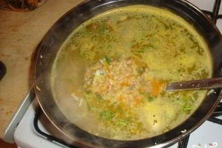 Рыбный суп с чечевицей